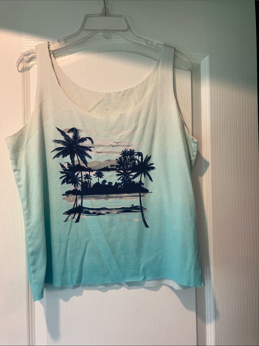 Sleeveless Ombre Palm Tank Top - Aqua